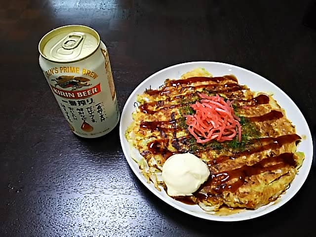 okonomiyaki goes well with beer